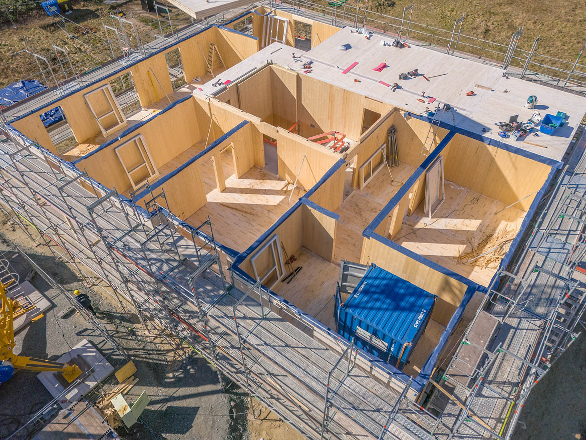Ellener Hof: Baufortschritt der neuen Wohnhäuser in Holzbauweise