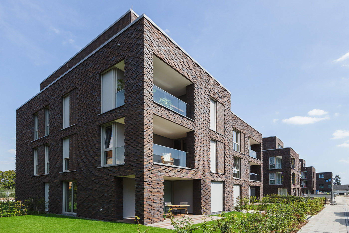 Tanzwerder 4