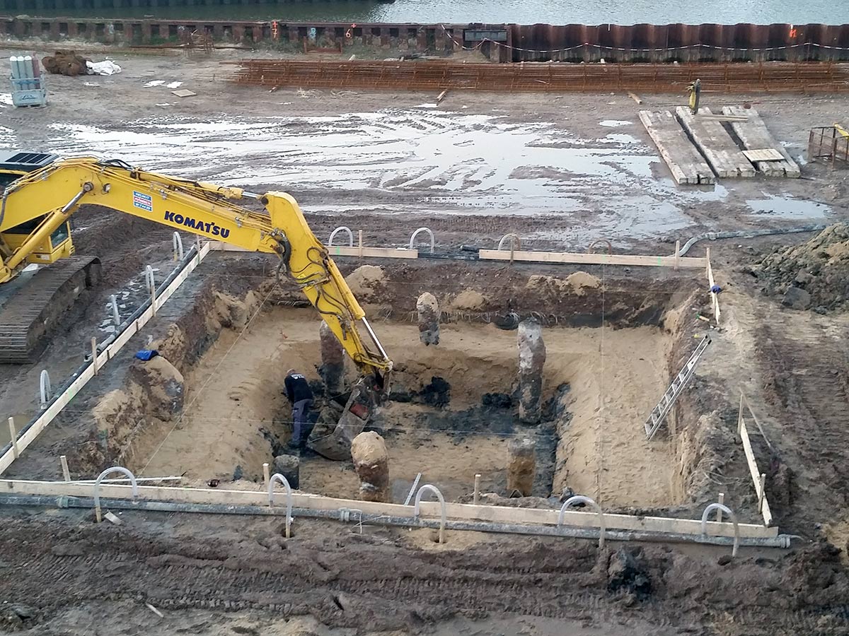 Kran-Fundament betoniert